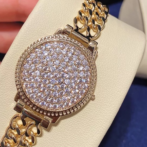 NEW 18K RHINESTONES DOUBLE WATCH CHAIN STRAP BRACELET - Picture 6 of 7